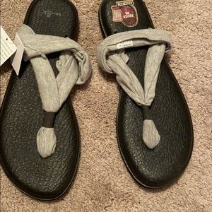 Sanuk Thongs Sandal